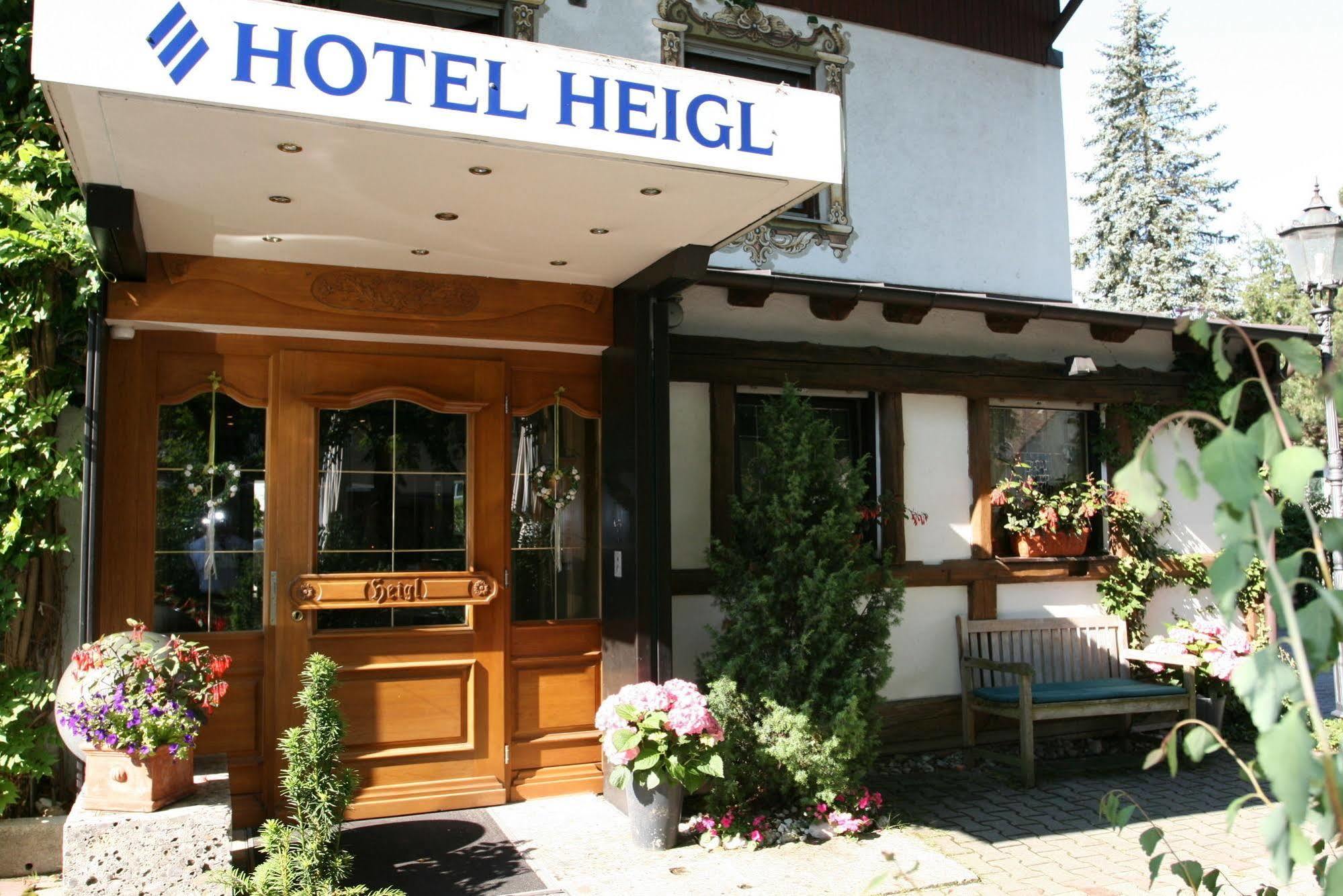Heigl 3*